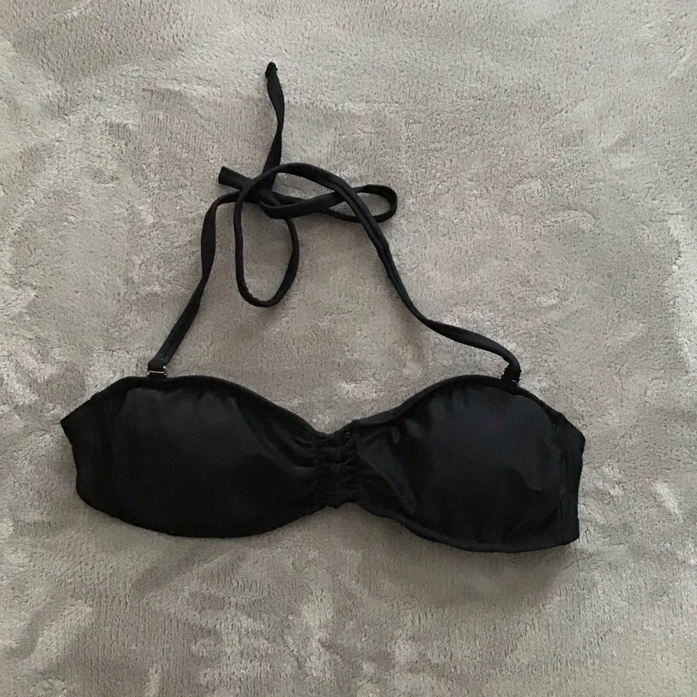 Black bikini top